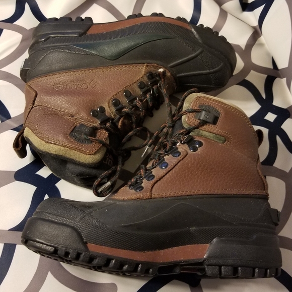 Columbia Other - Columbia thermalite hiking boots